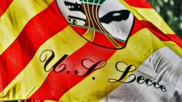 Il Lecce fa la conta degli assenti per la sfida.