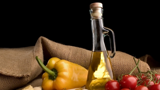 Legumi e olio d'oliva per contrastare il cancro