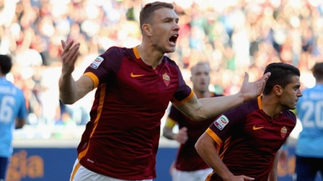 L'esultanza di Dzeko, autore del 1-0 sulla Lazio
