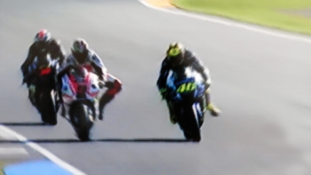 Rossi tenta il recupero su Lorenzo