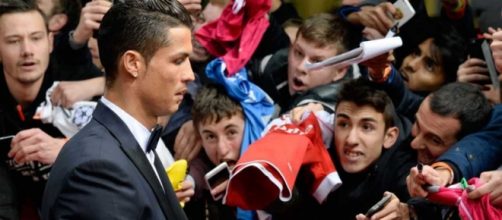 Cristiano Ronaldo quer se mostras aos f&atilde;s.