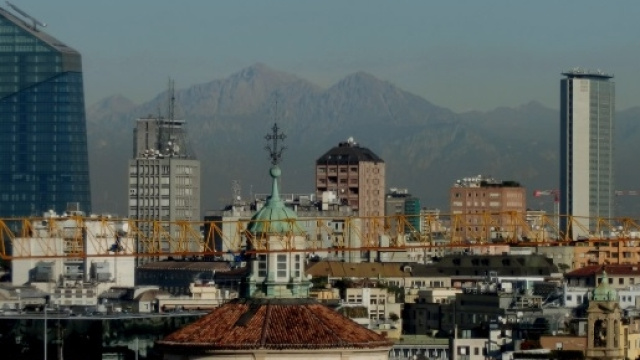 Una immagine dall'alto di Milano
