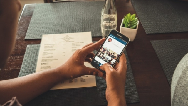 Anche Instagram abilita gli account multipli.