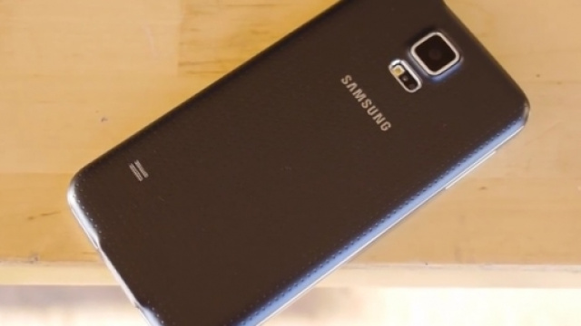 Volantino Mediaworld e Unieuro (news 1 dicembre)