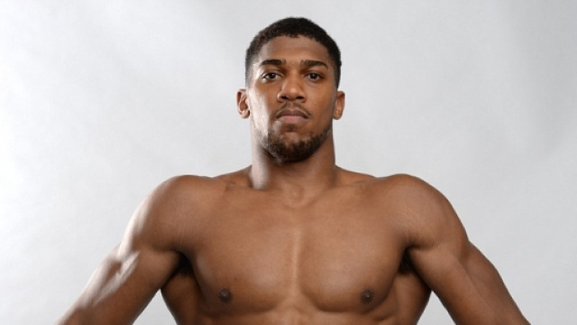 La boxe in tv,nella foto Anthony Joshua