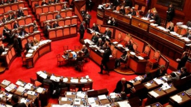 Sondaggi politici 11/12: crollano Pd, M5S e Lega