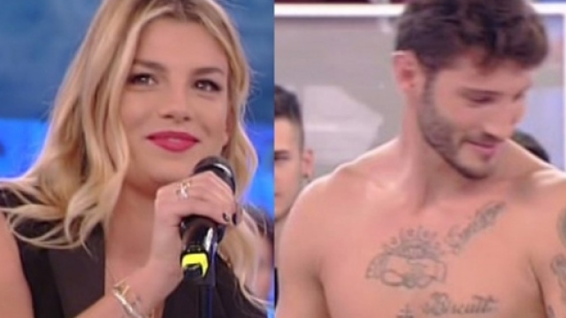 Emma Marrone e l'ex Stefano insieme ad Amici.