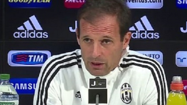 Il tecnico Allegri in conferenza