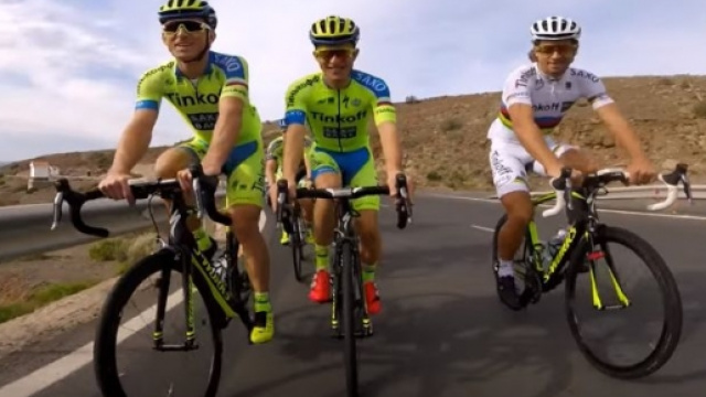 La Tinkoff in ritiro in Spagna.