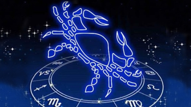 Oroscopo di domani sabato 19 dicembre 2015