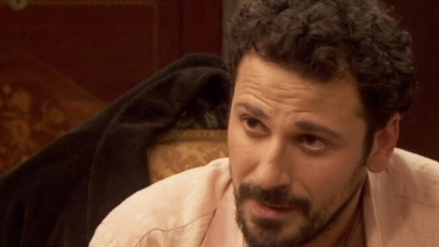 Conrado Il Segreto, soap opera di Canale 5