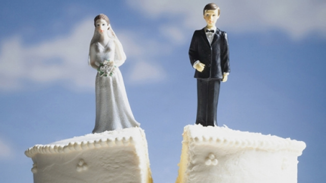 L'ex non paga, versa lo Stato Italiano