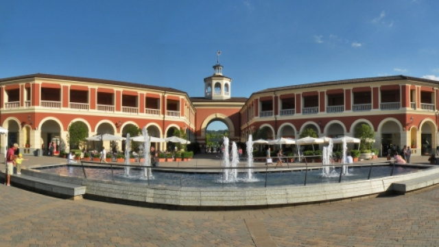Offerte lavoro all'Outlet Serravalle