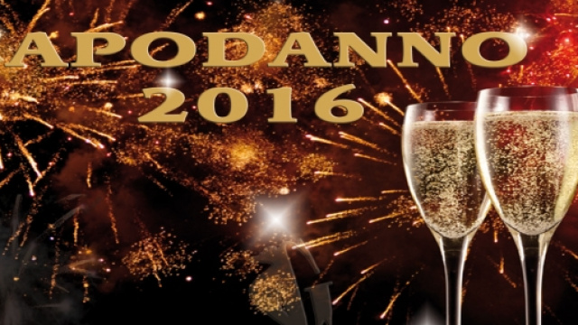 Frasi, auguri e immagini Capodanno 2016