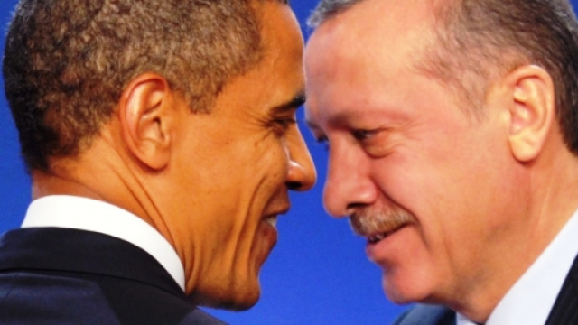 Obama e Erdogan alla conferenza di Parigi