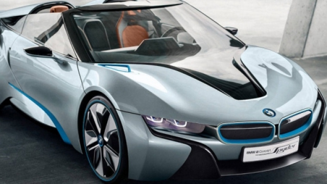 Bmw i8: la spyder presto in produzione