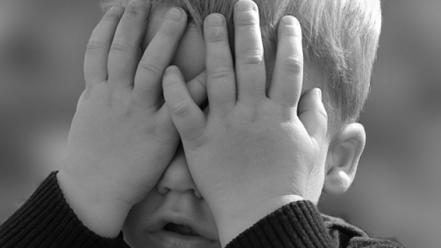 Non vedo, non sento, non parlo, soffro