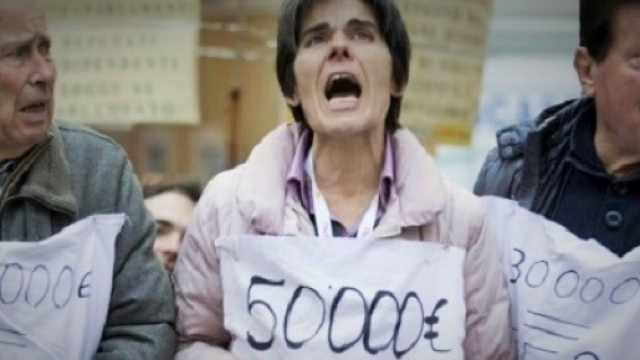 Risparmiatori "truffati" contro il Salva-banche