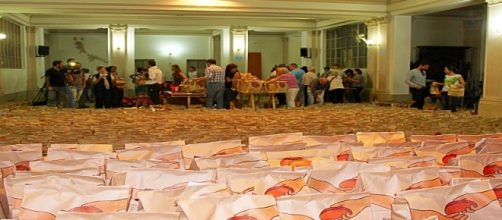 Varias ONG ayudan a la gente m&aacute;s necesitada