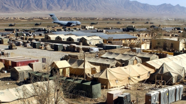 Veduta della base aerea di Bagram