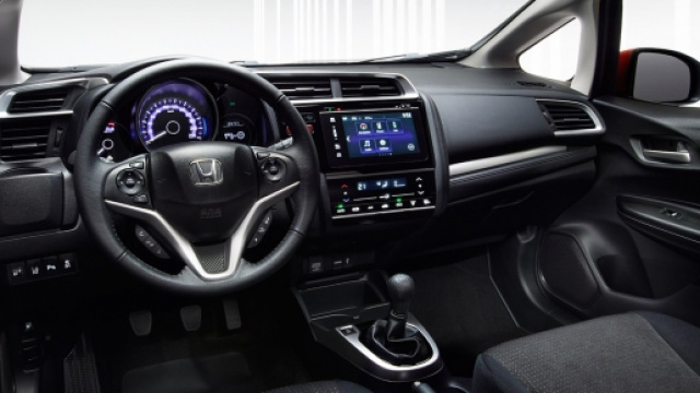 Gli interni della nuova Honda Jazz 2016