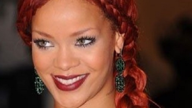 Moda tagli Natale e Capodanno: Rihanna