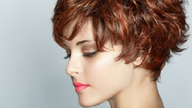 Novit&agrave; tagli capelli corti 2016: lo shag xs