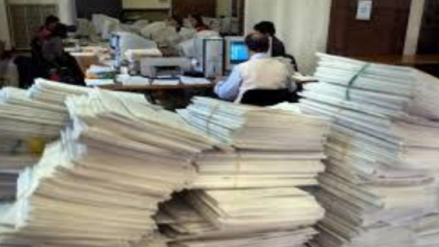Contratti Statali, persi 2.800 euro dal 2010
