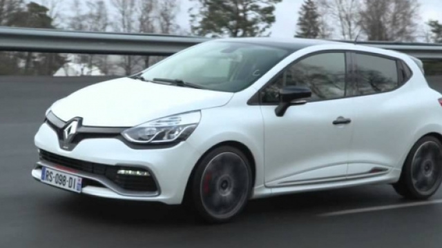 Arriva la nuova Renault Clio RS