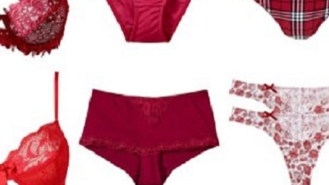 Capodanno, intimo rosso: ecco i migliori