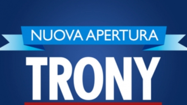 Unieuro Vs Trony: offerte cellulari Natale 2015