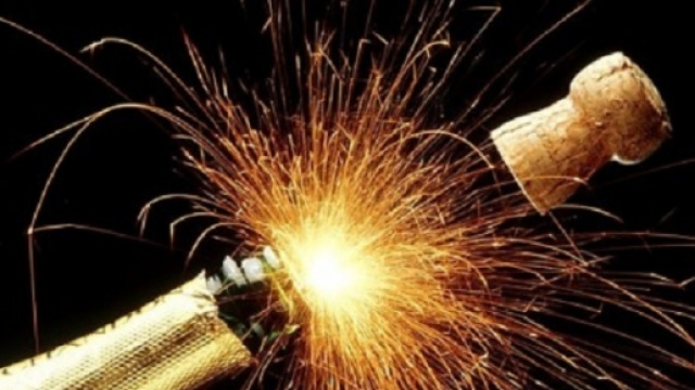 Auguri di Buon Anno nuovo 2016 con frasi carine