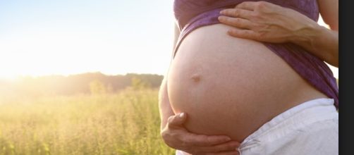 Mulher durante o per&iacute;odo de gesta&ccedil;&atilde;o