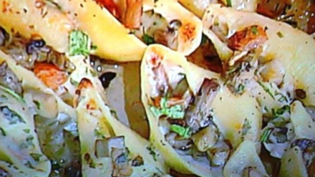 Conchiglioni con zucca, porcini, besciamella