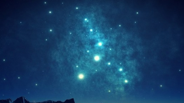 Oroscopo giorno domenica 6 dicembre 2015