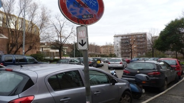 Divieto di sosta e parcheggio selvaggio