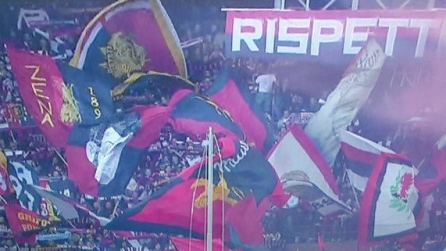 Uno scorcio della Nord, cuore del tifo genoano.