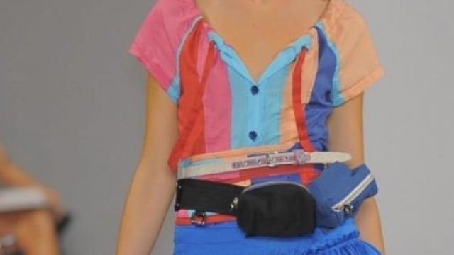 Il marsupio in passerella 