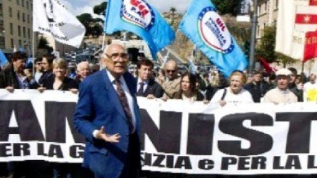 Amnistia e indulto, Pannella: nuovo sciopero 2015