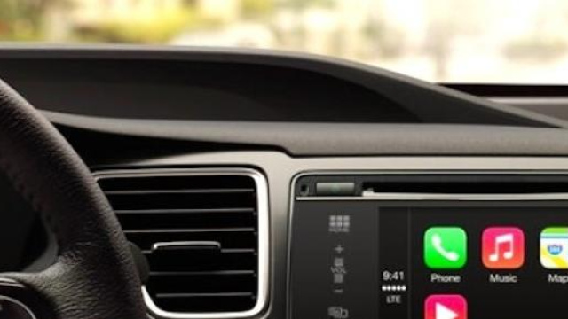 Apple e automotive: dopo Apple CarPlay la iCar?