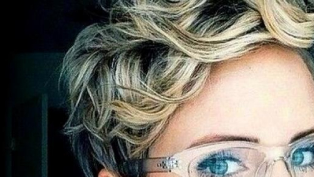 Tagli capelli corti con frangia 2015