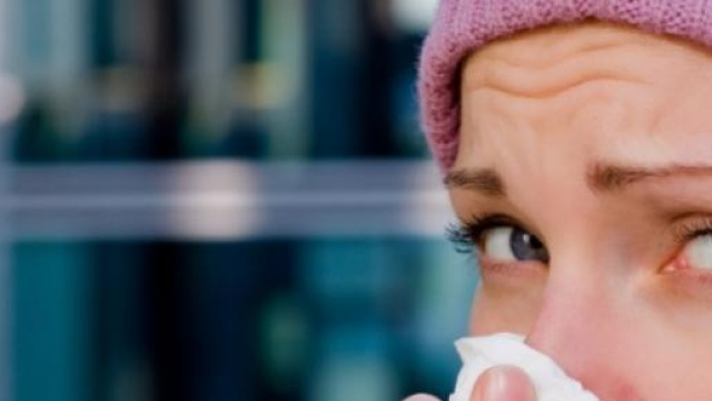 Influenza 2015, picco superato: febbre alta,rimedi