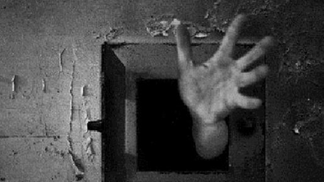 Detenuto suicida, gli agenti esultano su Facebook
