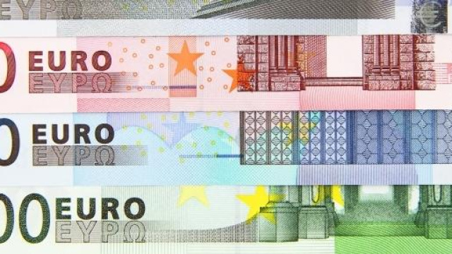 Tassa sui contanti per depositi in banca.