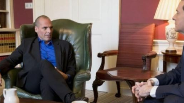 Yanis Varoufakis insieme a George Osborne