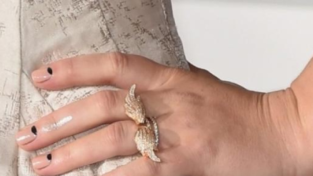 Tendenza unghie 2015 con reverse french