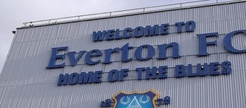 Everton remain in Europe while Liverpool lose