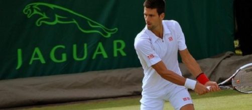 Djokovic faces Federer in final in Dubai 