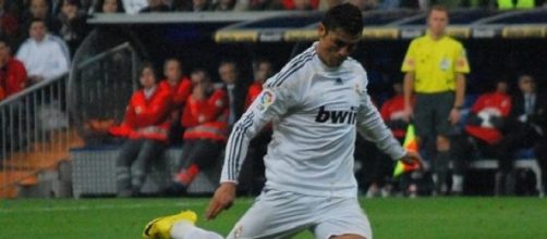 Ronaldo rated at &pound;300 million by his agent