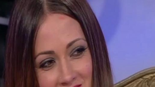 Replica Uomini e donne del 4 febbraio